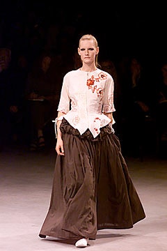 Yohji Yamamoto S/S 00 Look 27