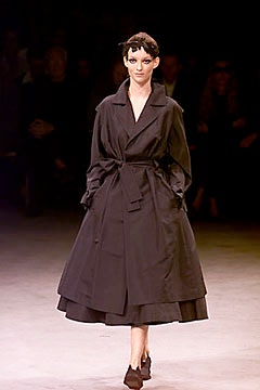 Yohji Yamamoto S/S 00 Look 32