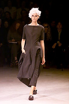 Yohji Yamamoto S/S 00 Look 34