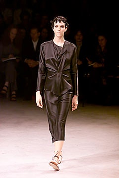 Yohji Yamamoto S/S 00 Look 42