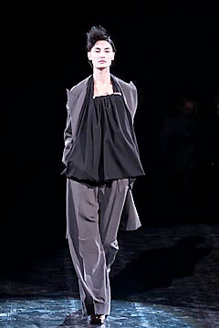Yohji Yamamoto S/S 01 Look 7