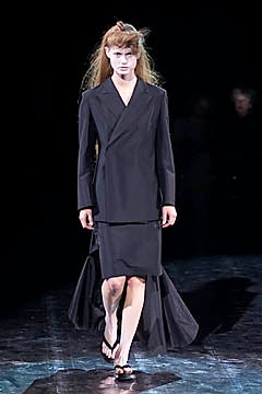 Yohji Yamamoto S/S 01 Look 9