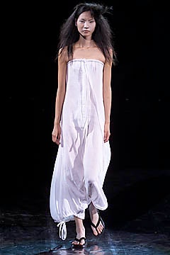 Yohji Yamamoto S/S 01 Look 24