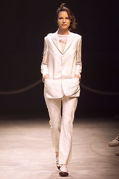 Yohji Yamamoto S/S 02 Look 20