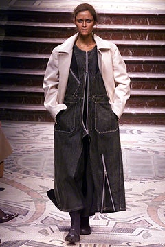 Yohji Yamamoto F/W 02 Look 4