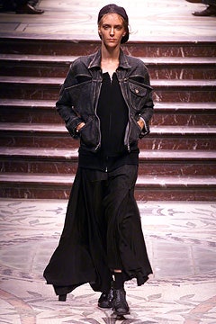 Yohji Yamamoto F/W 02 Look 5