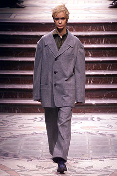 Yohji Yamamoto F/W 02 Look 15