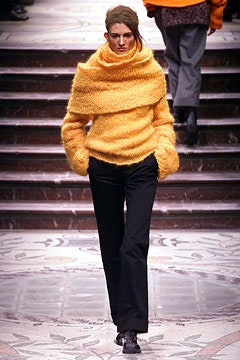 Yohji Yamamoto F/W 02 Look 29