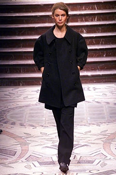 Yohji Yamamoto F/W 02 Look 38