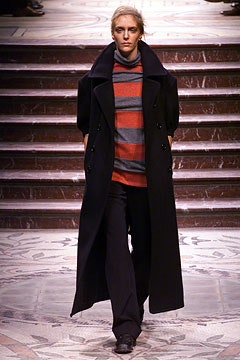 Yohji Yamamoto F/W 02 Look 40