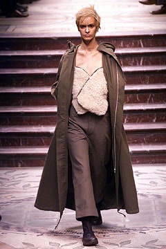 Yohji Yamamoto F/W 02 Look 56