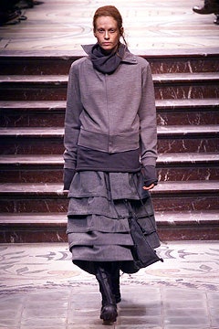 Yohji Yamamoto F/W 02 Look 58
