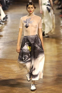 Yohji Yamamoto S/S 03 Look 19