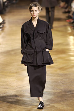 Yohji Yamamoto S/S 03 Look 22