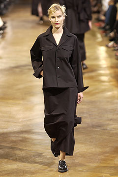 Yohji Yamamoto S/S 03 Look 23