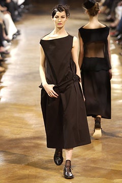 Yohji Yamamoto S/S 03 Look 28