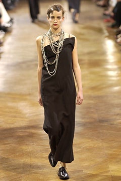 Yohji Yamamoto S/S 03 Look 35
