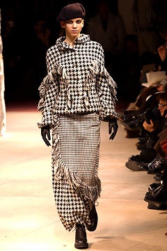 Yohji Yamamoto F/W 03 Look 32