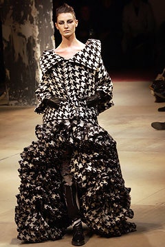 Yohji Yamamoto F/W 03 Look 39