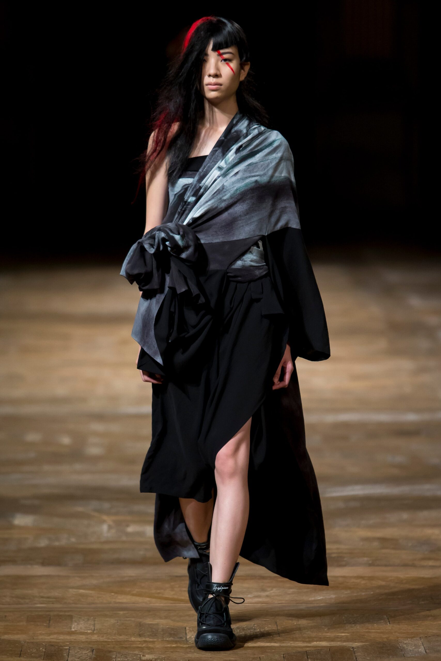 Yohji Yamamoto S/S 16 Look 15