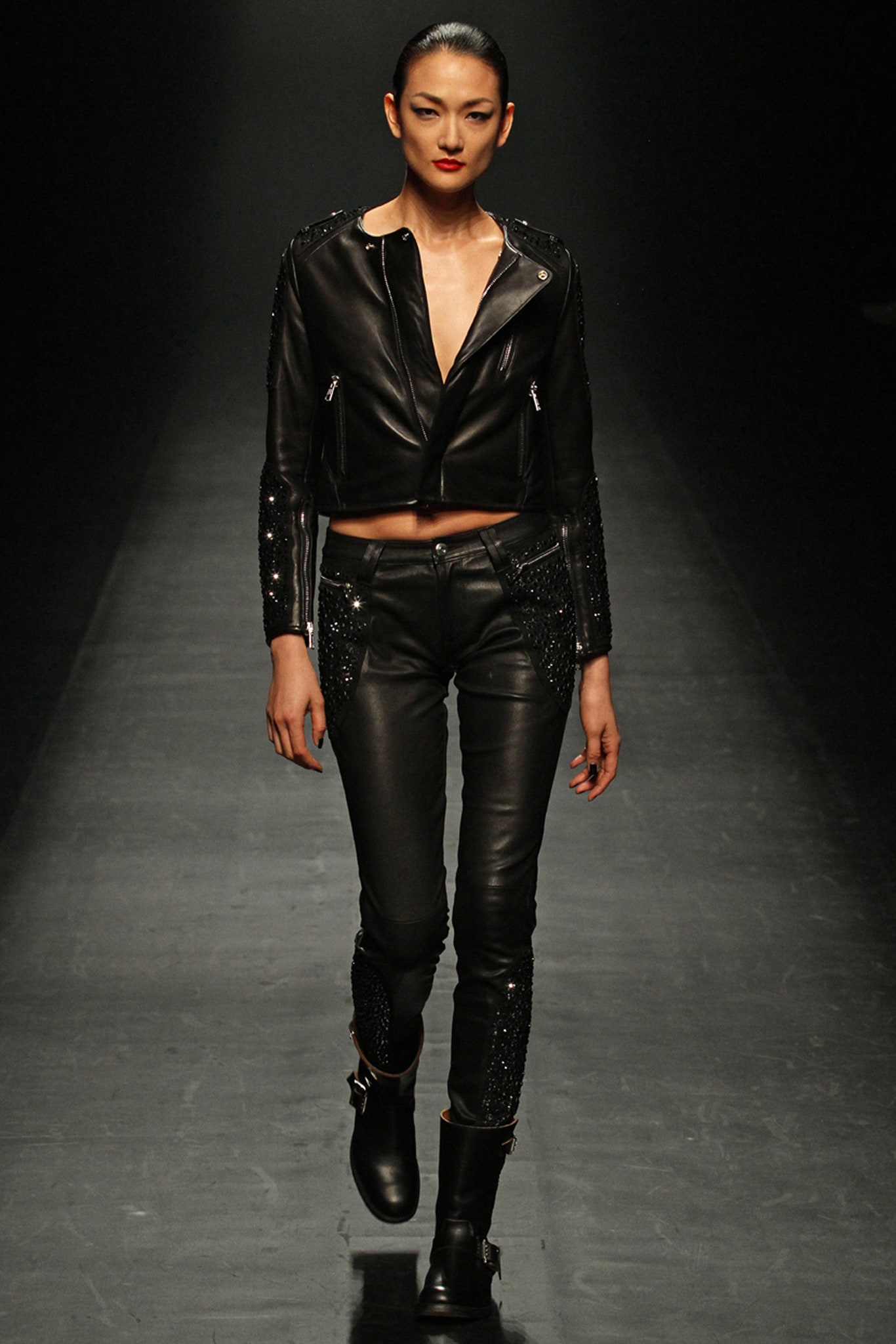 1 Piu 1 Uguale 3 F/W 13 Look 3