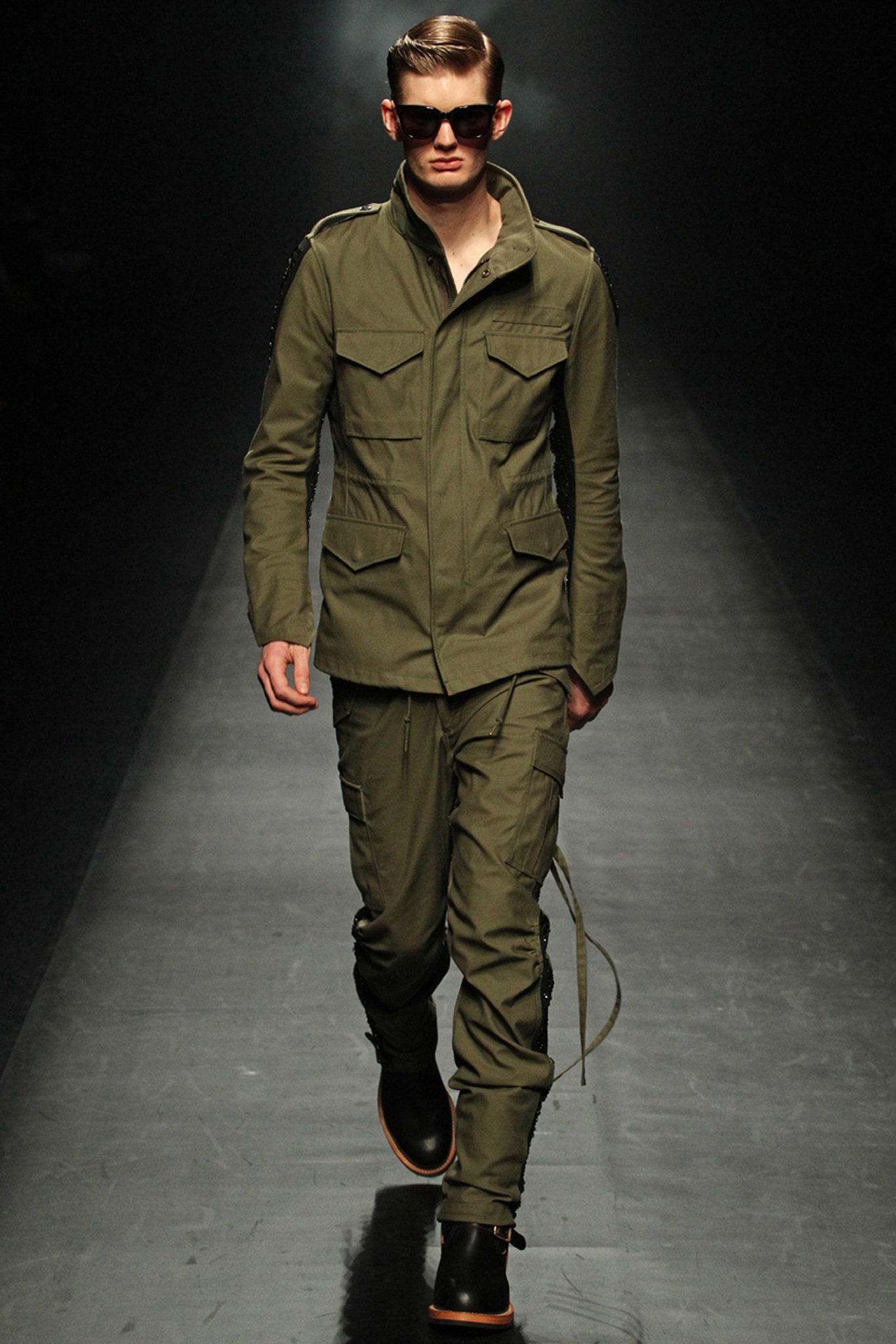 1 Piu 1 Uguale 3 F/W 13 Look 4