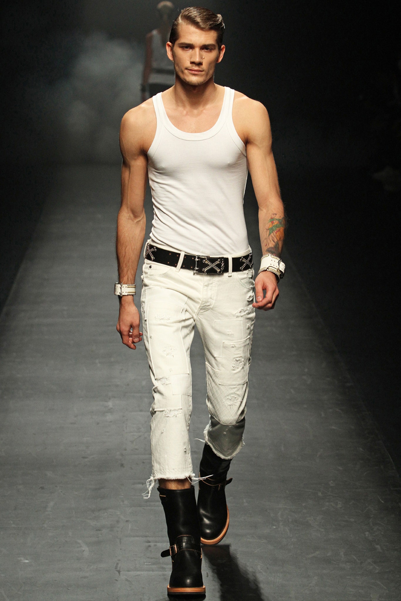 1 Piu 1 Uguale 3 F/W 13 Look 10