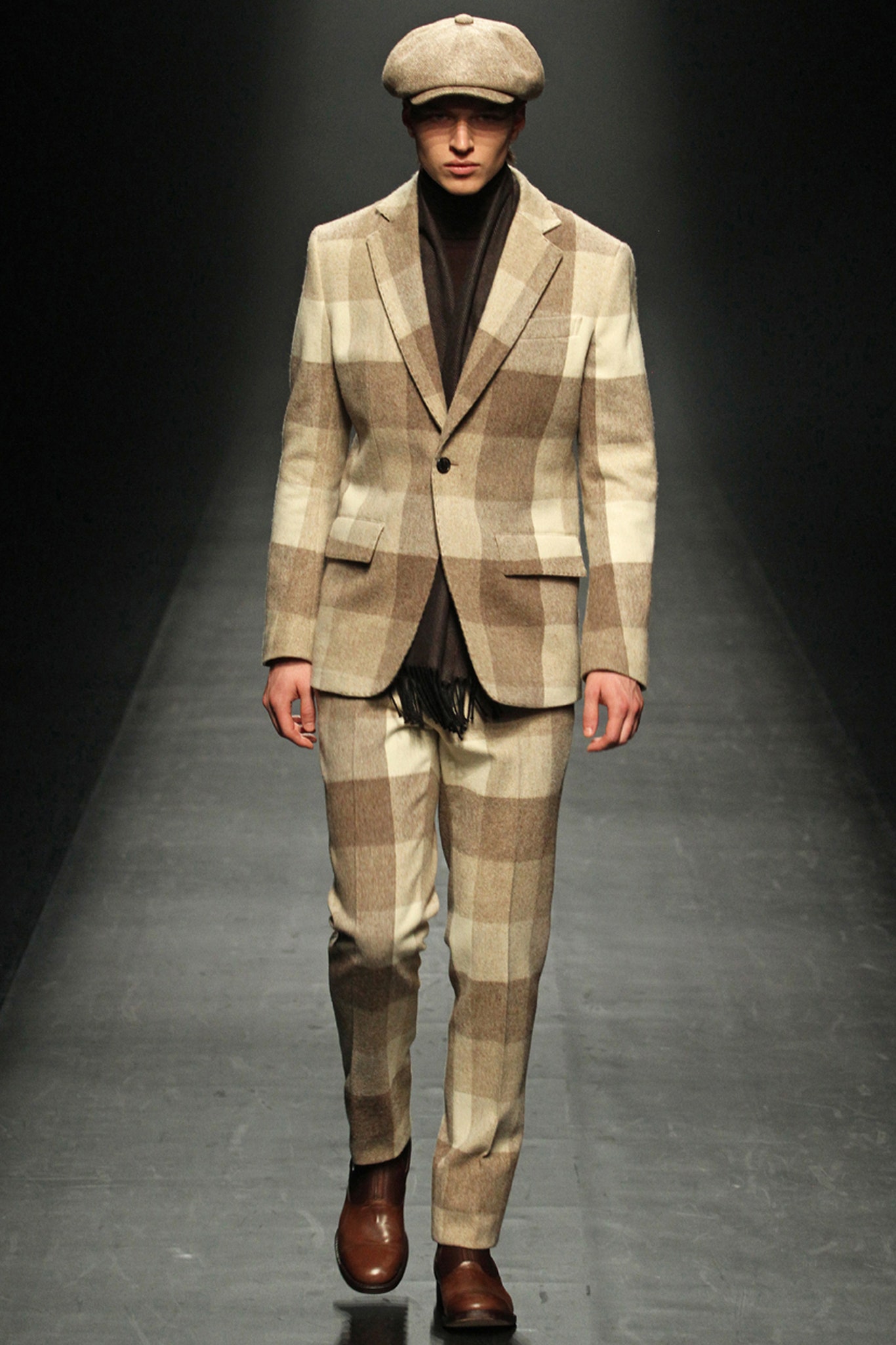 1 Piu 1 Uguale 3 F/W 13 Look 15