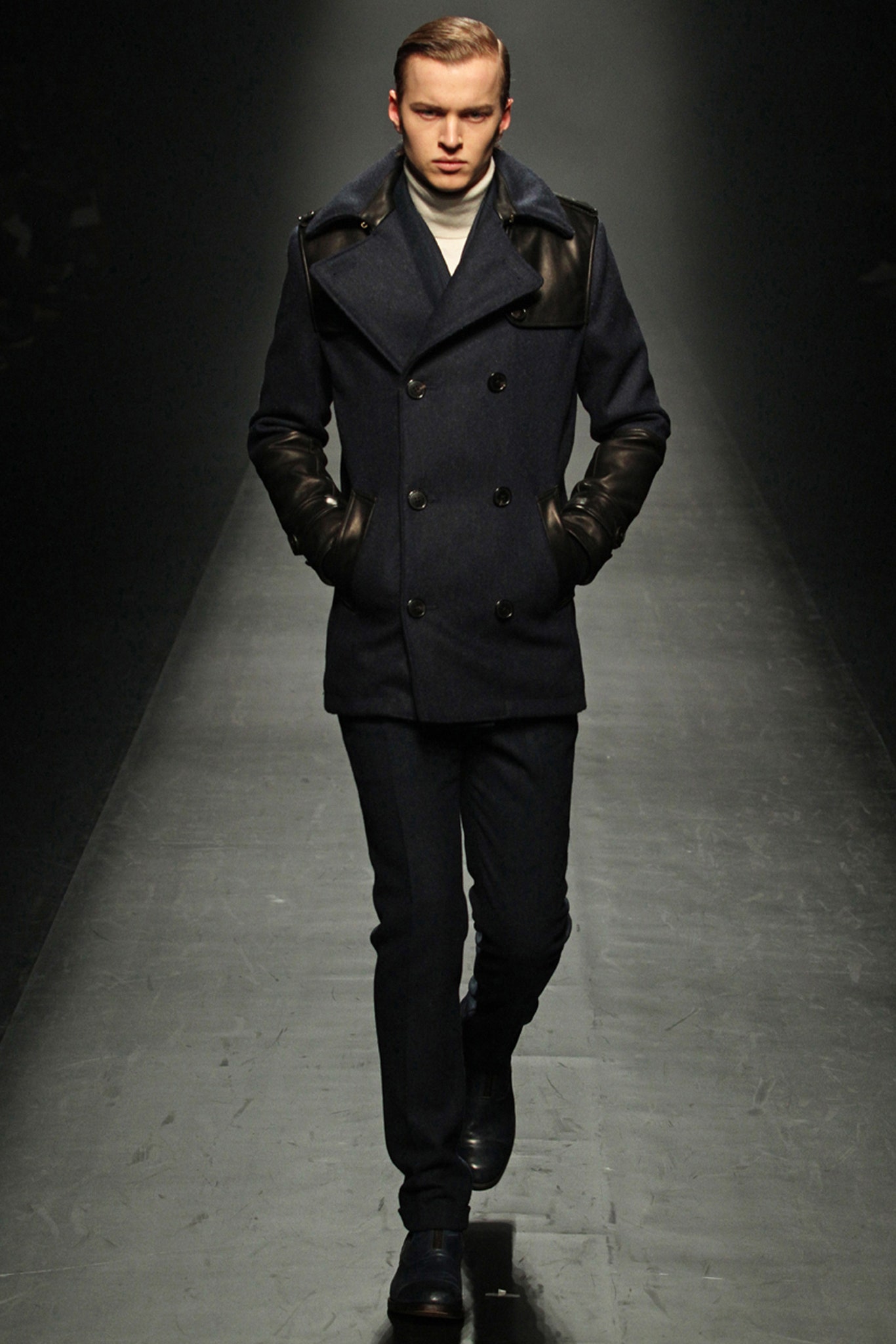 1 Piu 1 Uguale 3 F/W 13 Look 36