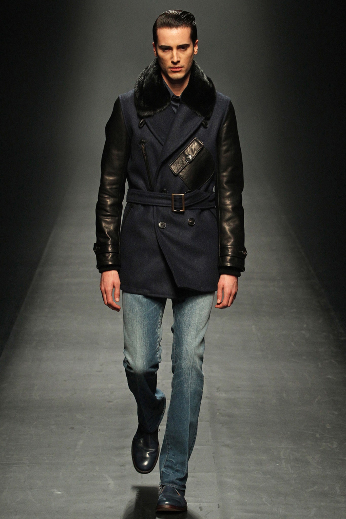 1 Piu 1 Uguale 3 F/W 13 Look 37