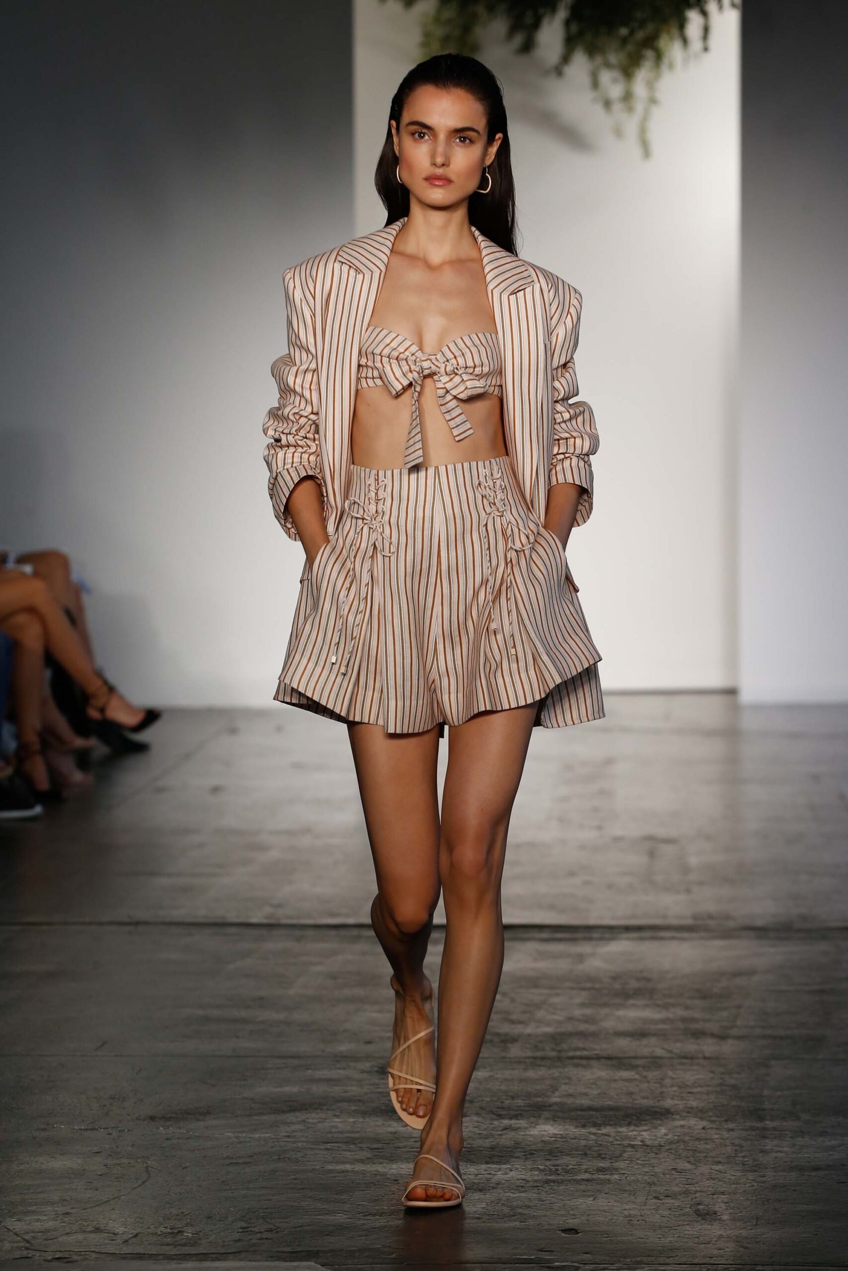 Zimmermann Resort 18 Look 20
