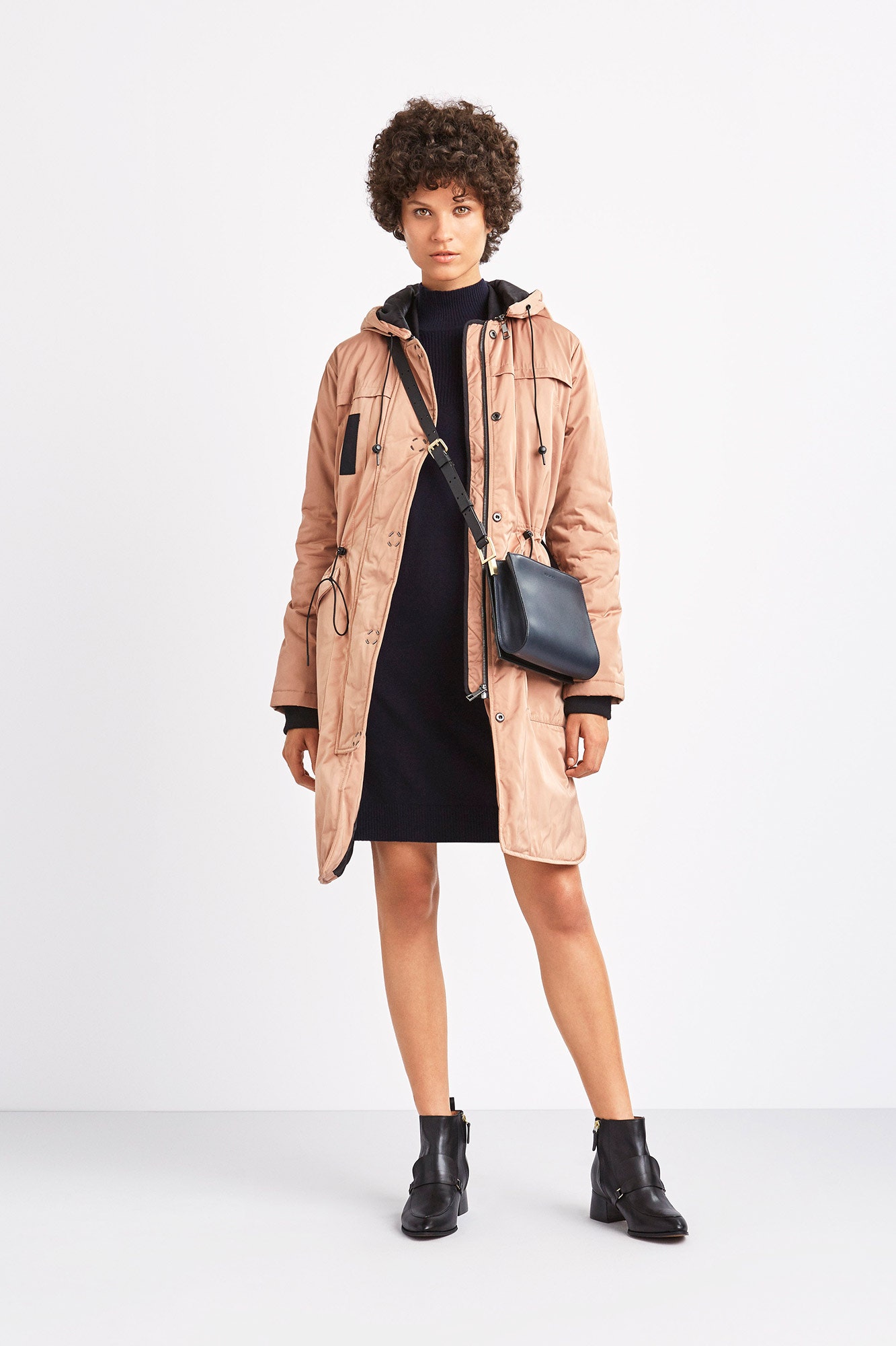 Whistles Resort 17 Look 18