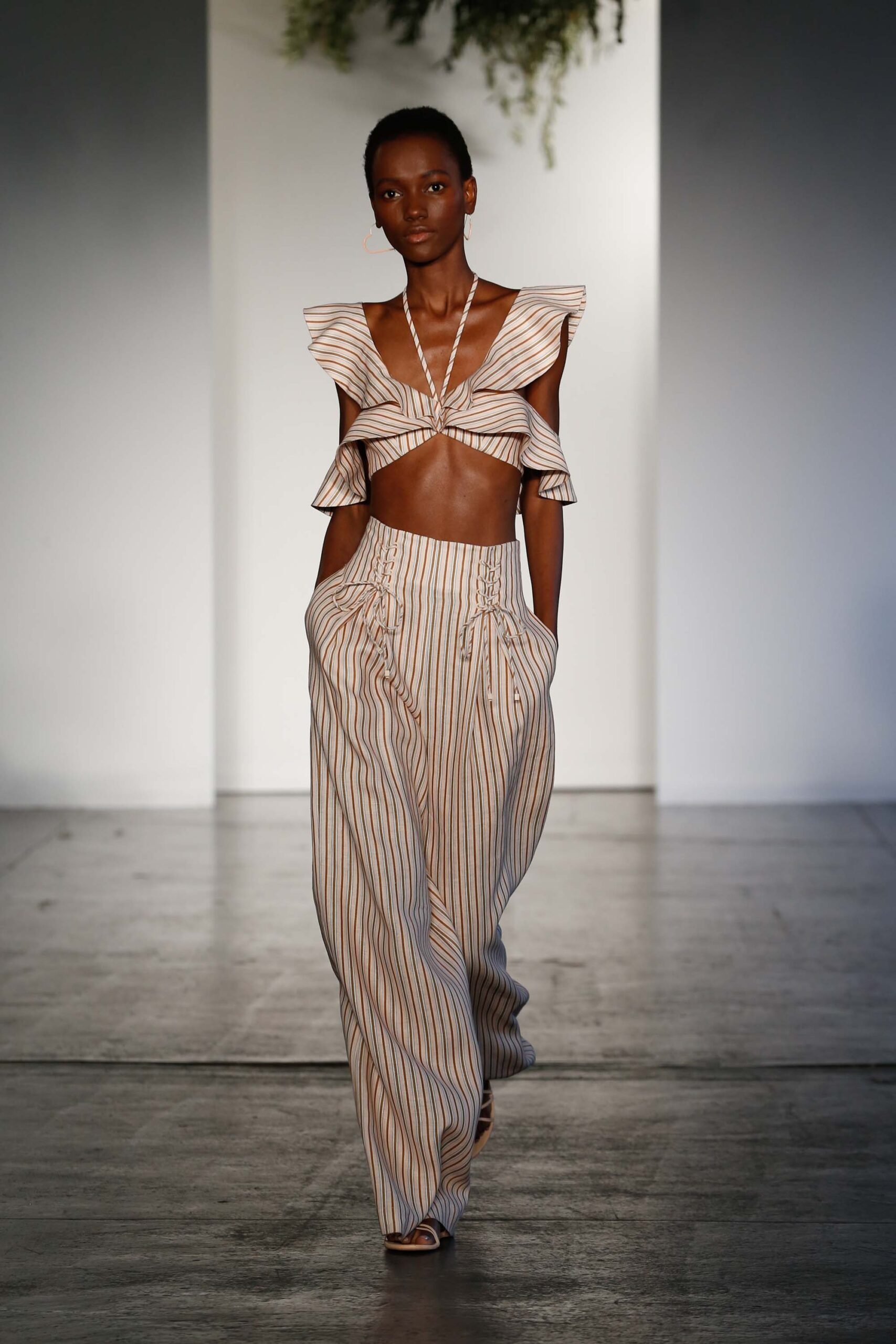 Zimmermann Resort 18 Look 22
