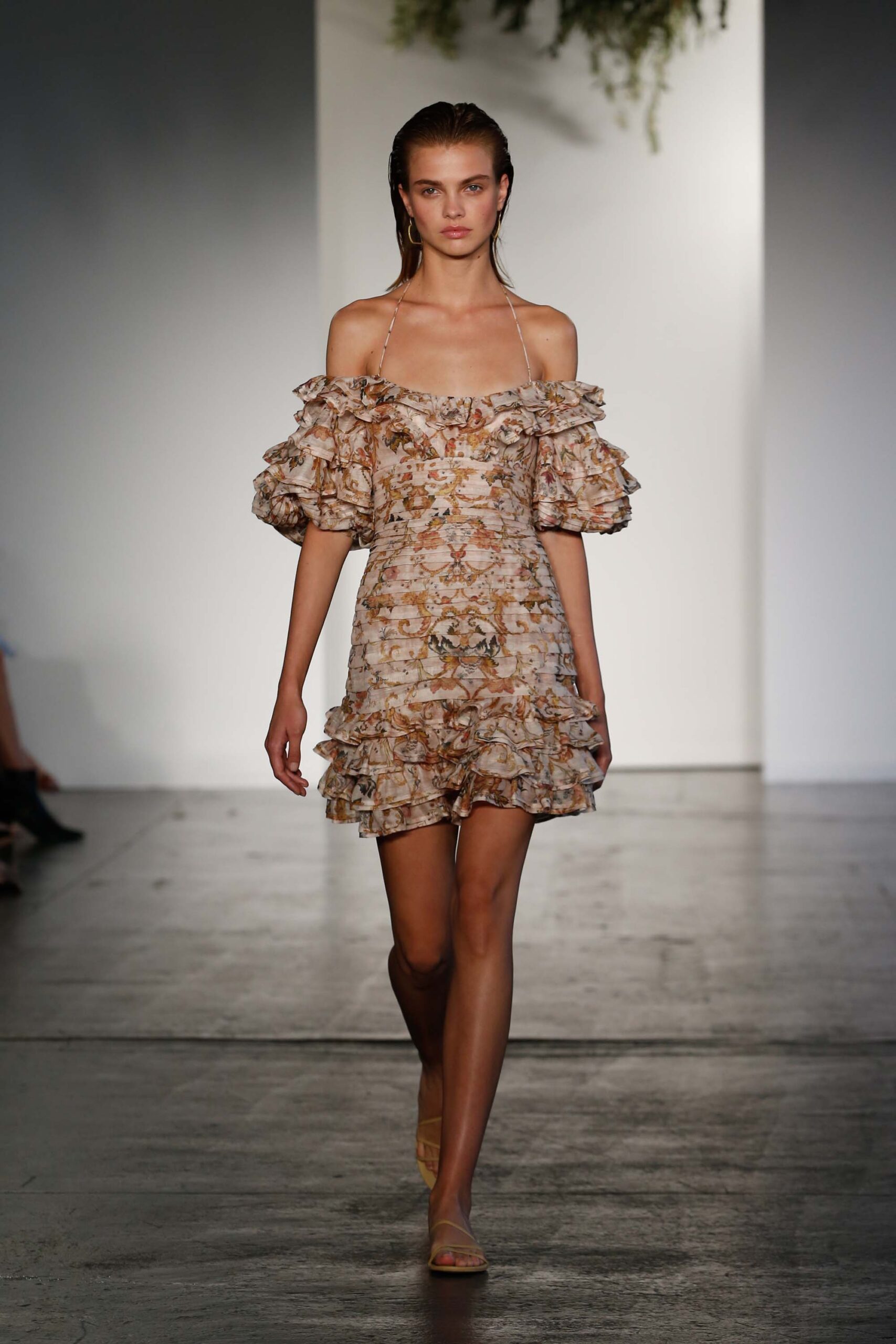 Zimmermann Resort 18 Look 25
