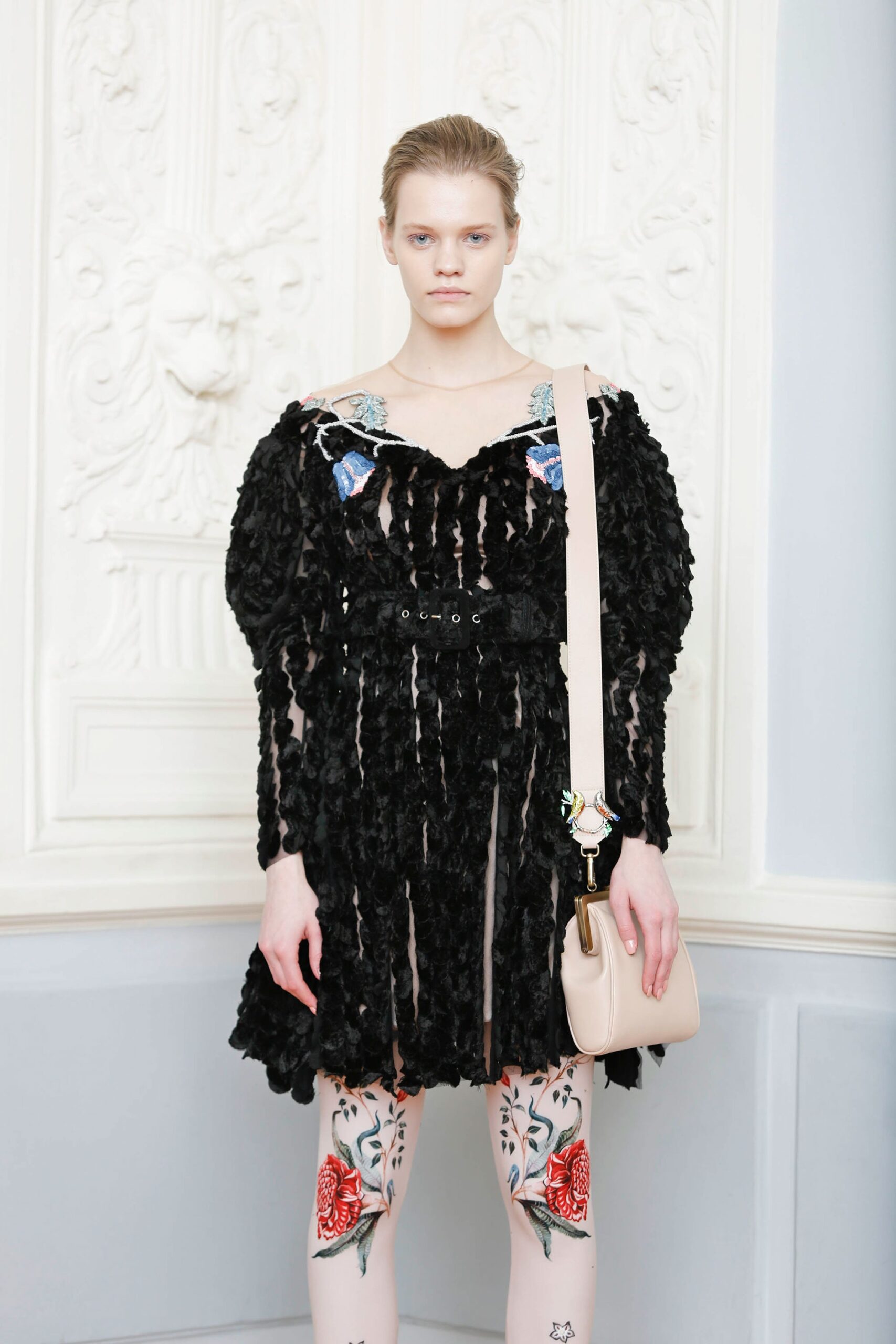 Alena Akhmadullina F/W 18 Look 313