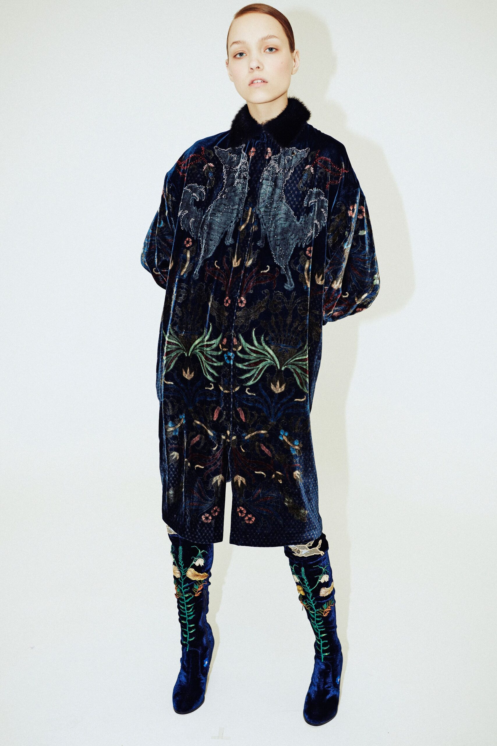 Alena Akhmadullina F/W 17 Look 343