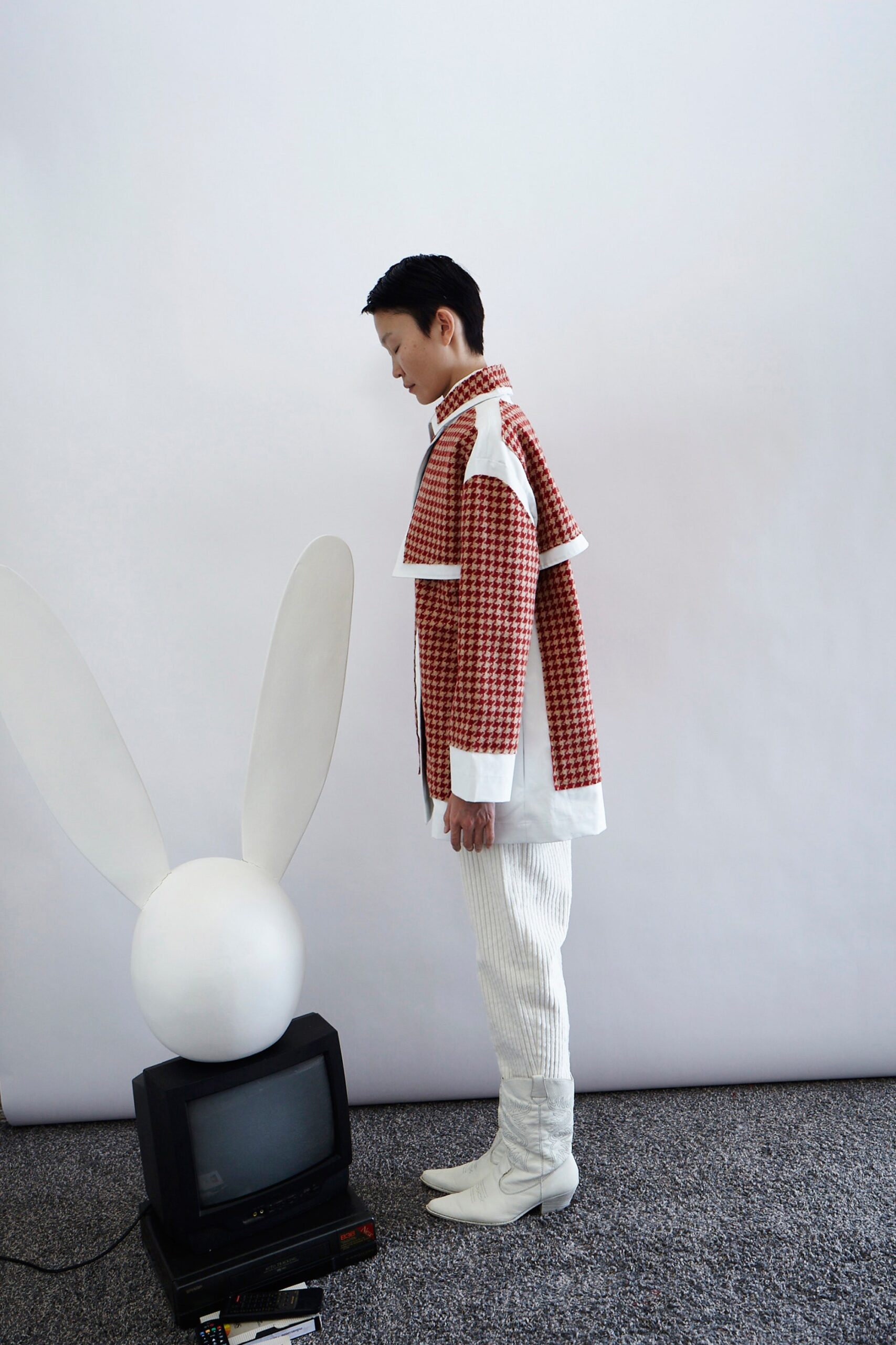 A.W.A.K.E. MODE F/W 16 Look 306