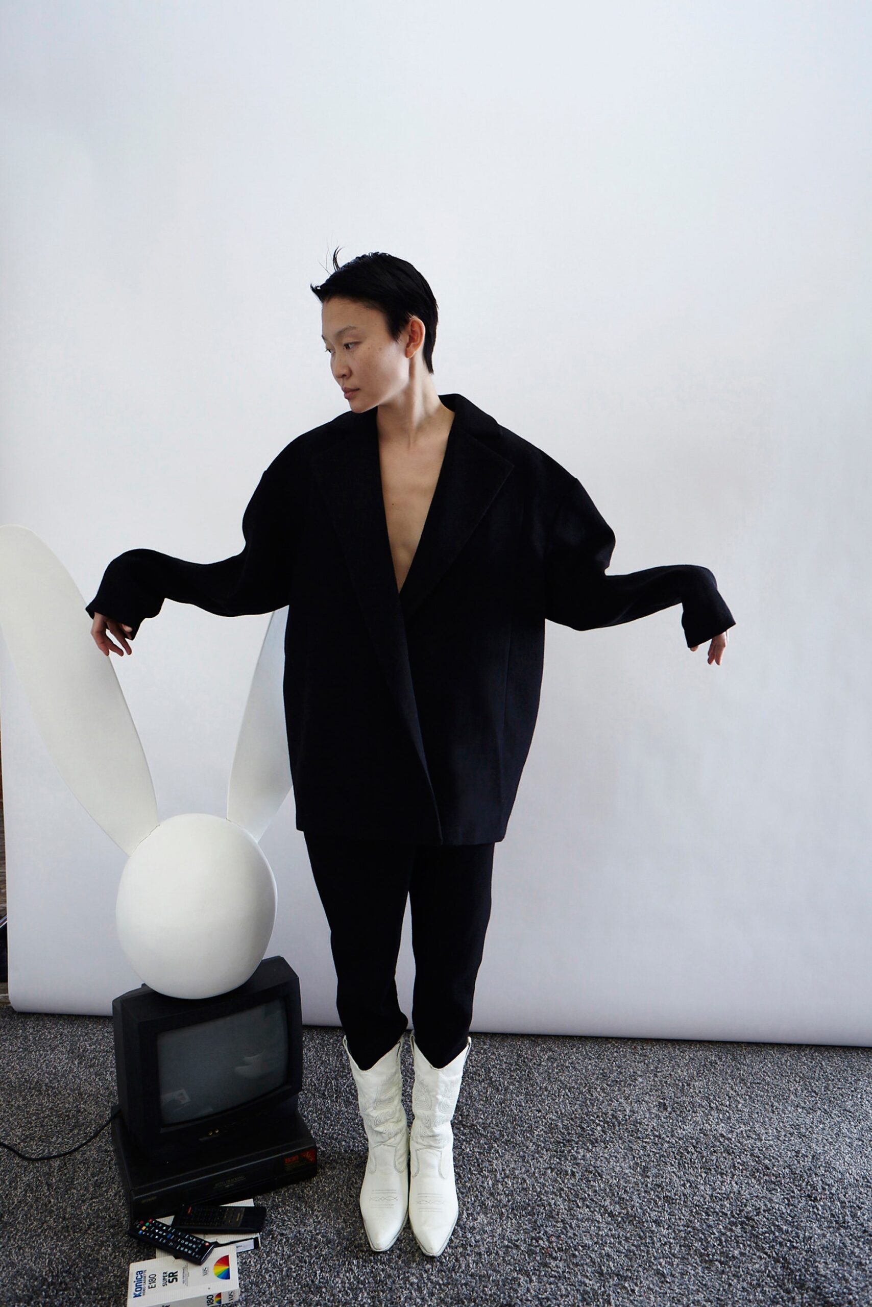 A.W.A.K.E. MODE F/W 16 Look 318