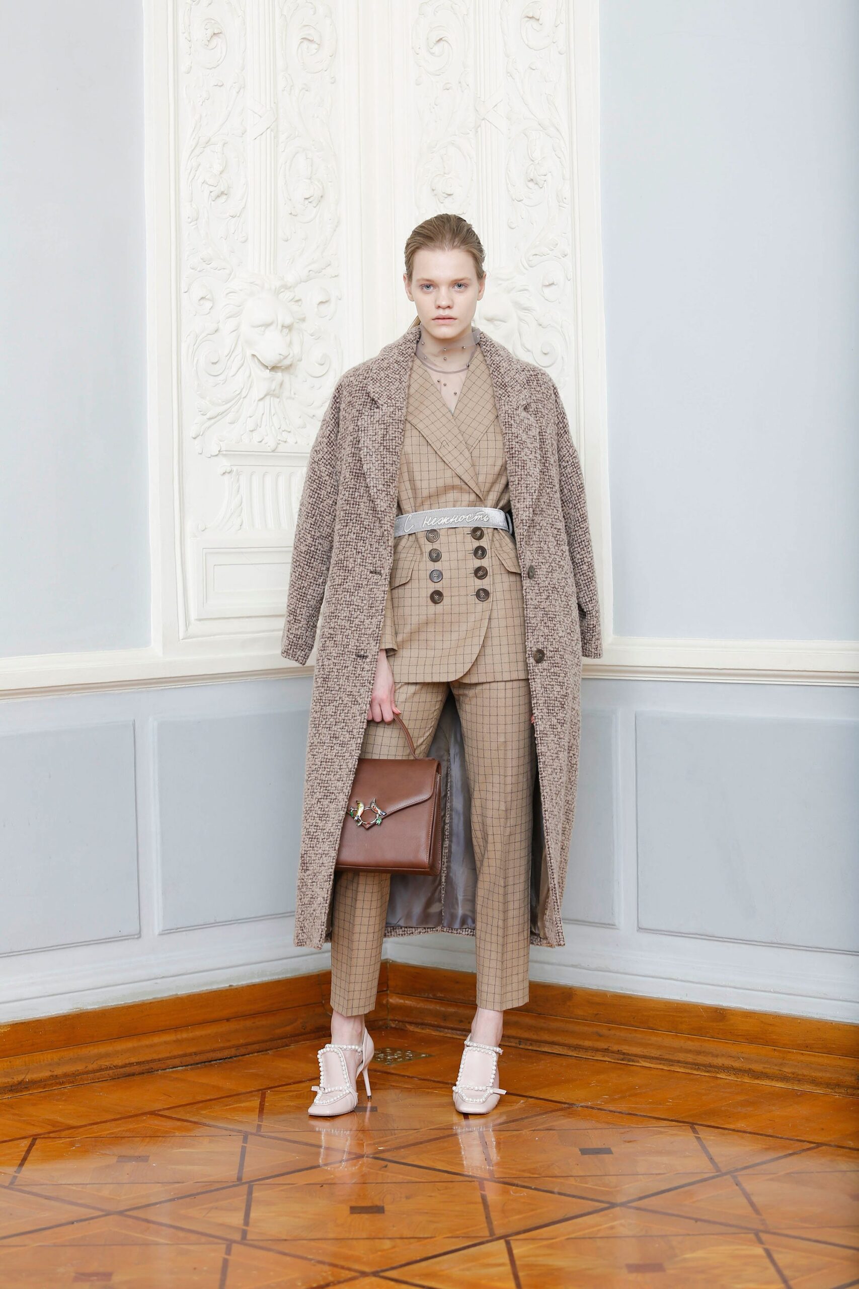 Alena Akhmadullina F/W 18 Look 517
