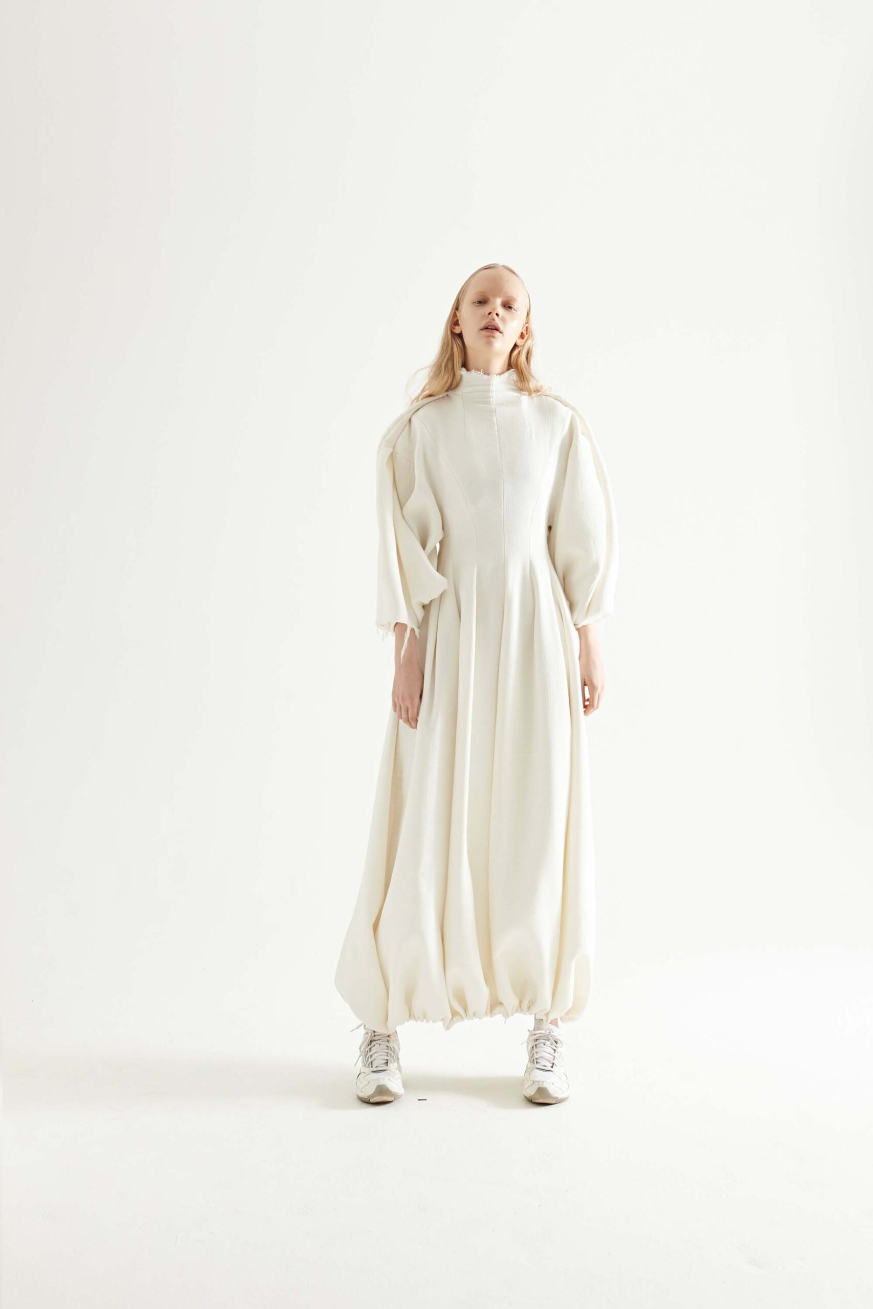 A.W.A.K.E. MODE F/W 17 Look 576