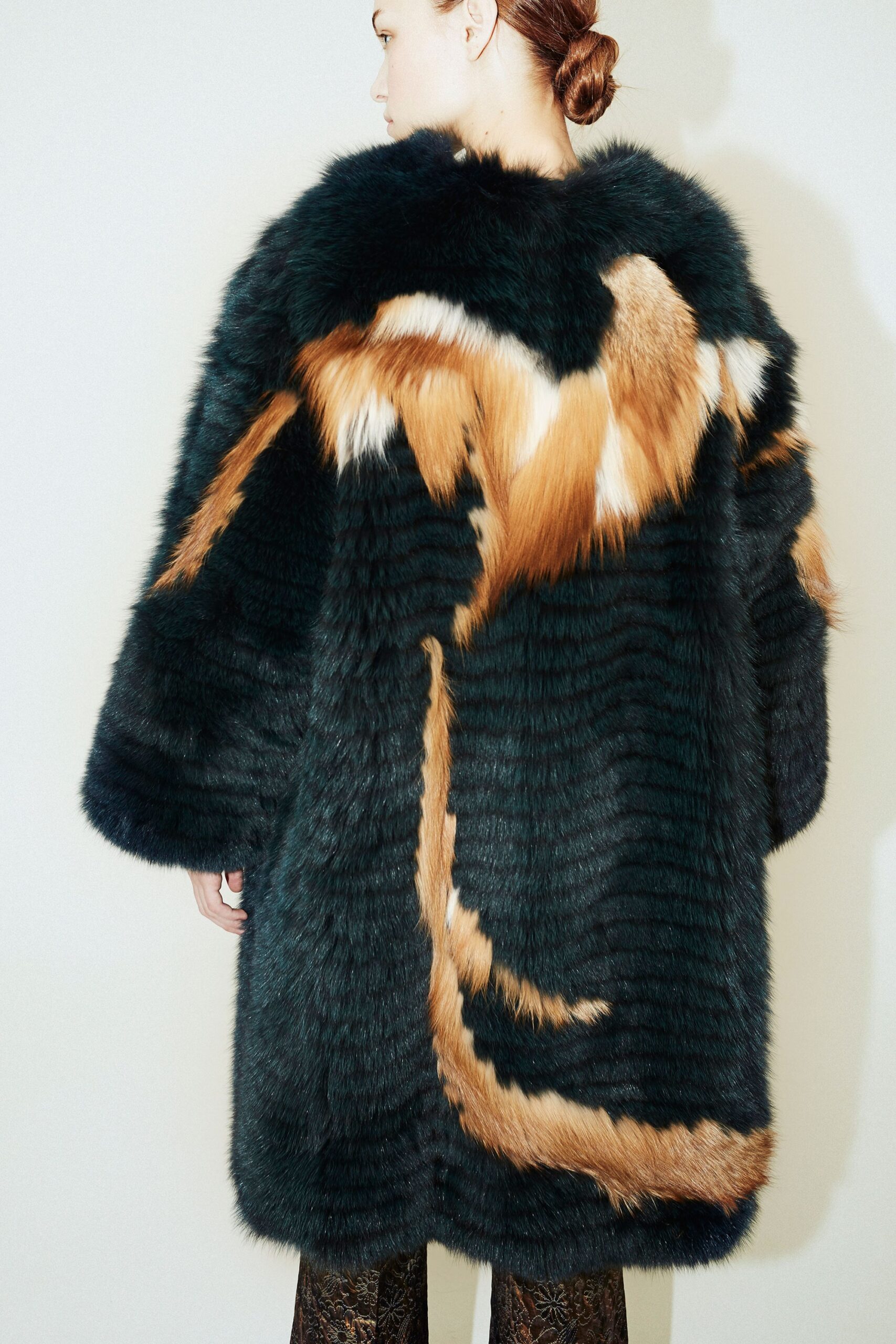 Alena Akhmadullina F/W 17 Look 482