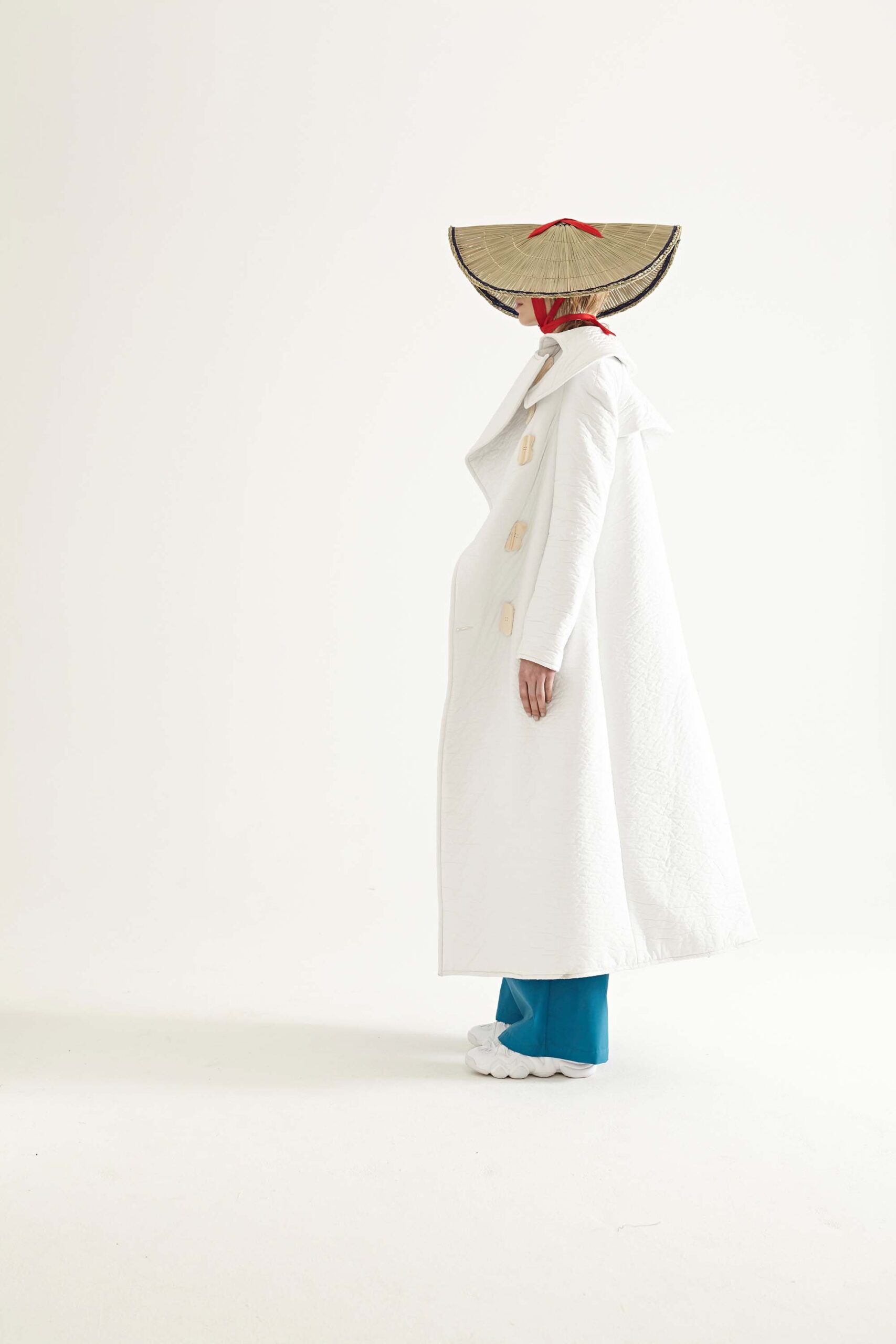 A.W.A.K.E. MODE F/W 17 Look 691