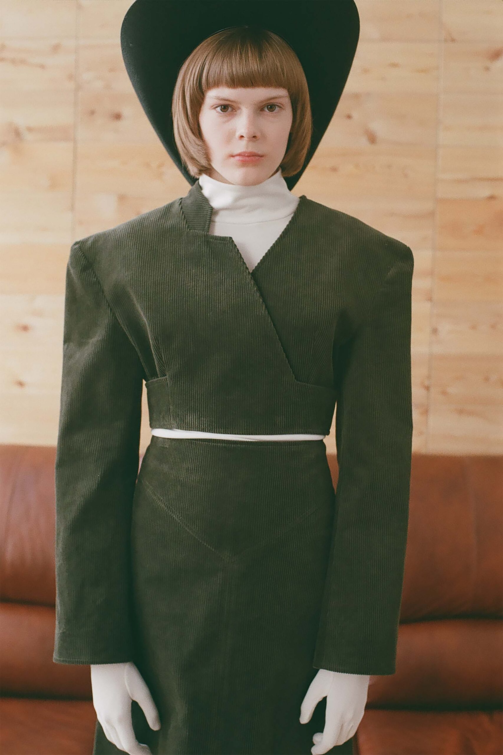 A.W.A.K.E. MODE F/W 18 Look 791