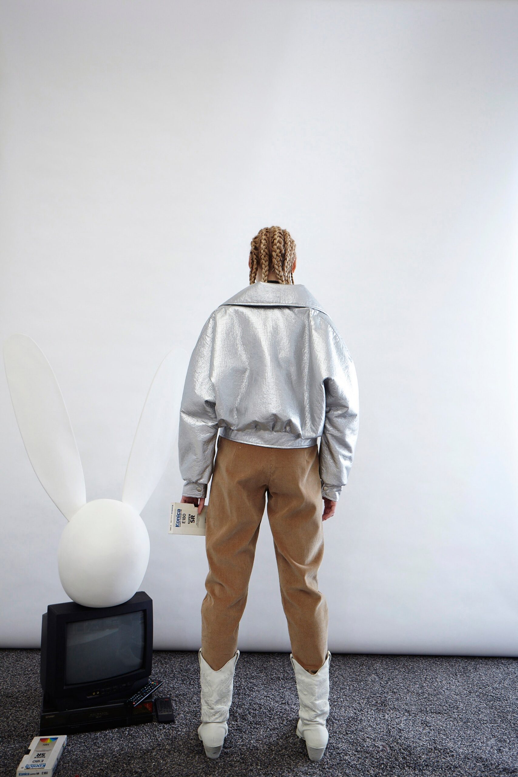 A.W.A.K.E. MODE F/W 16 Look 620