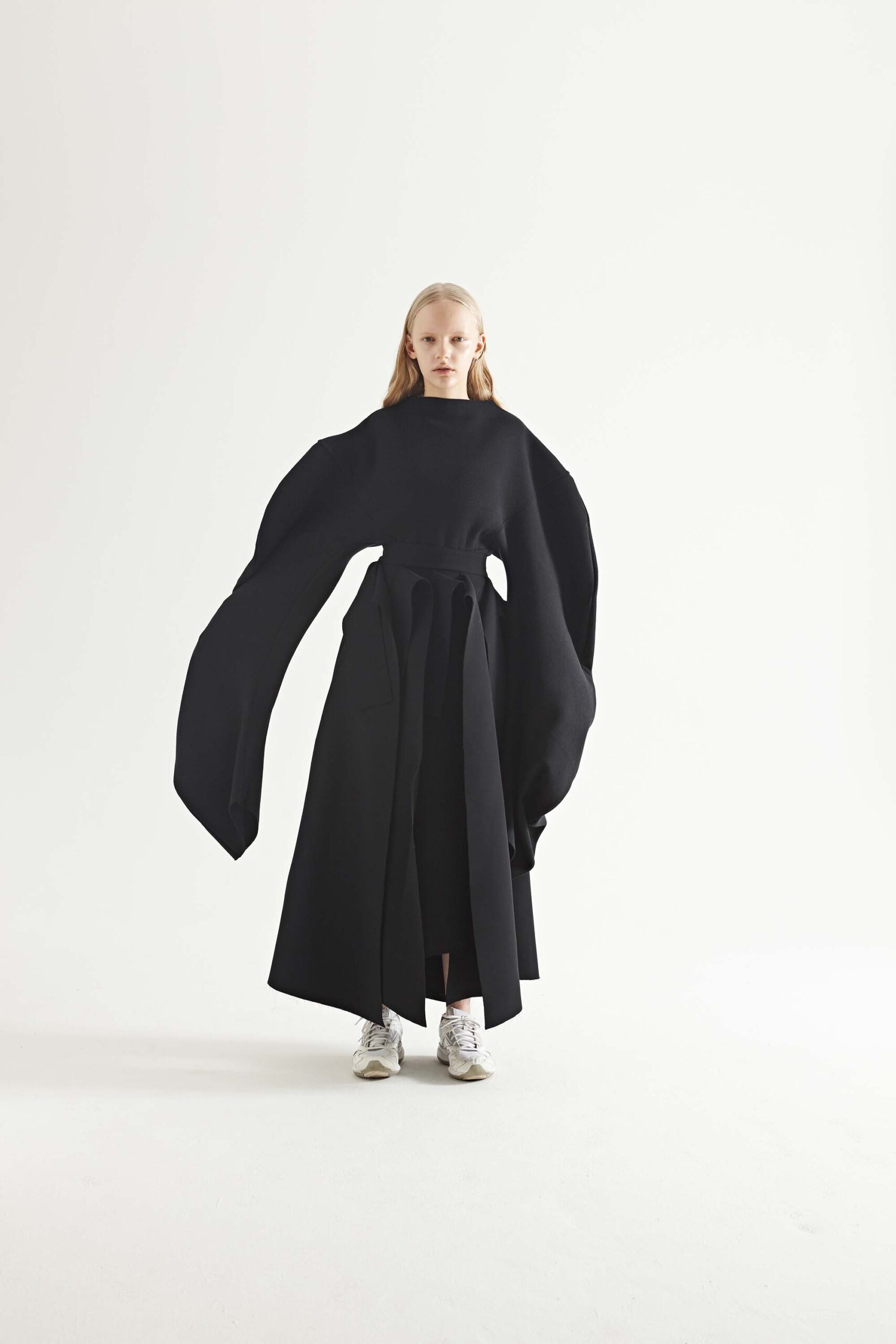 A.W.A.K.E. MODE F/W 17 Look 854