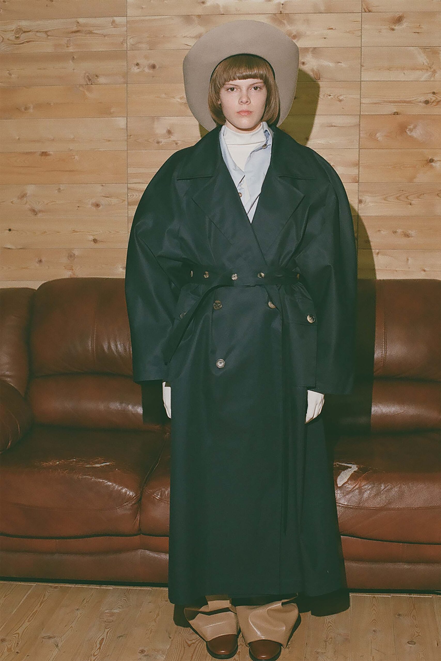 A.W.A.K.E. MODE F/W 18 Look 863