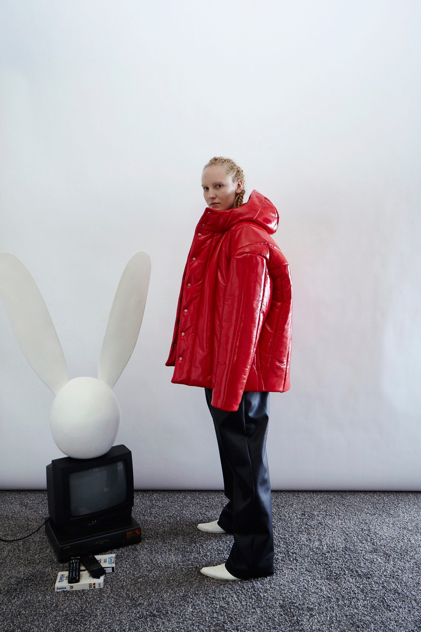 A.W.A.K.E. MODE F/W 16 Look 663