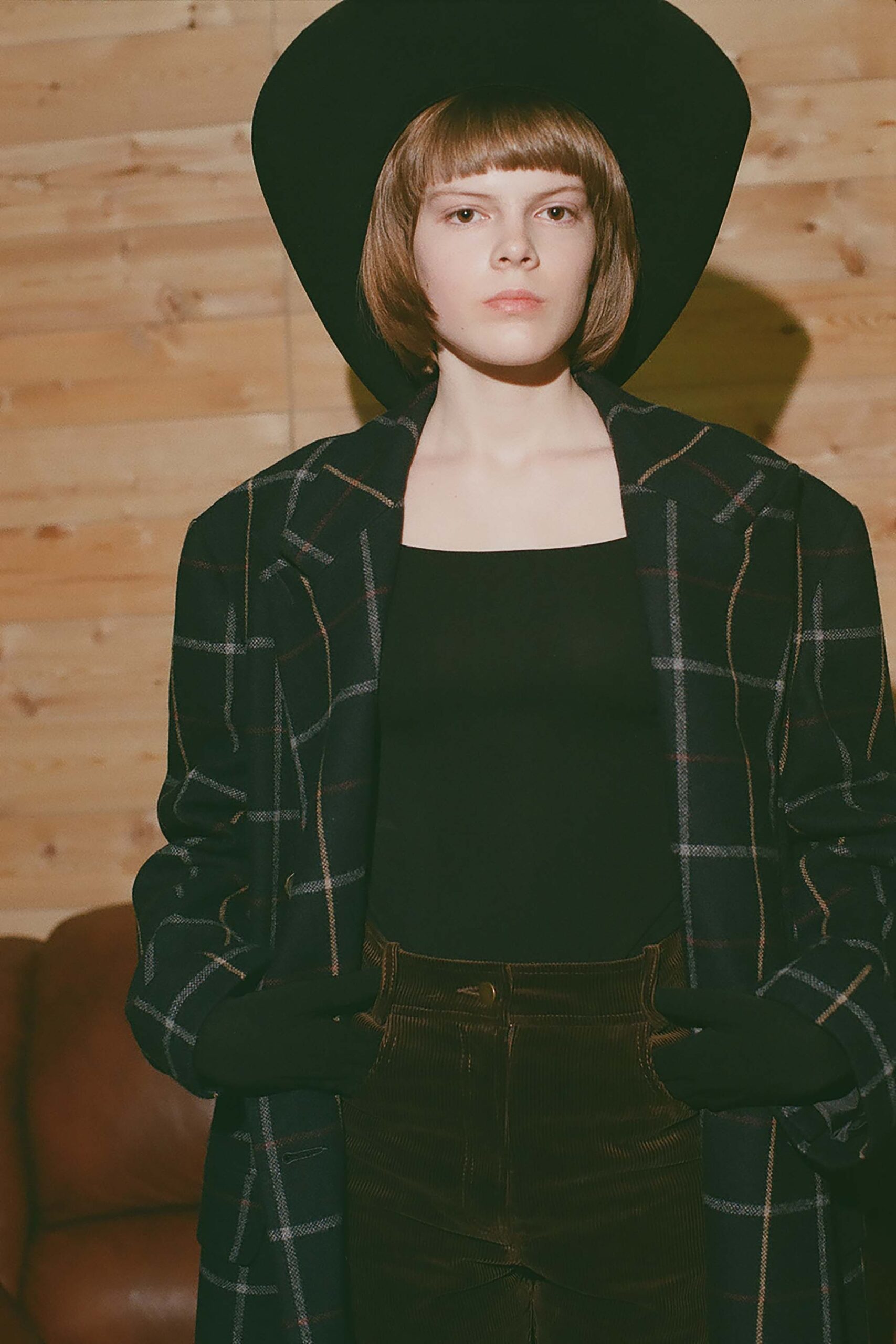 A.W.A.K.E. MODE F/W 18 Look 957