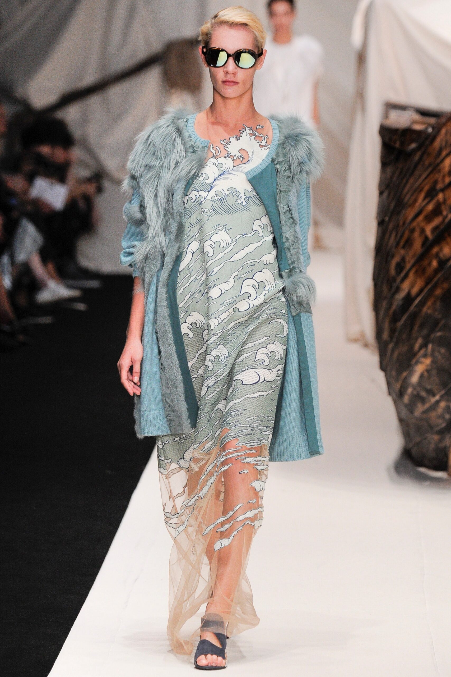 Alena Akhmadullina Russia S/S 16 Look 248