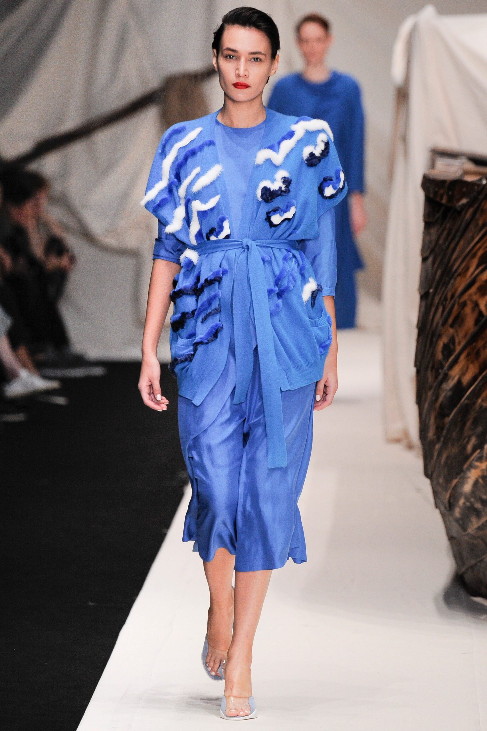 Alena Akhmadullina Russia S/S 16 Look 330